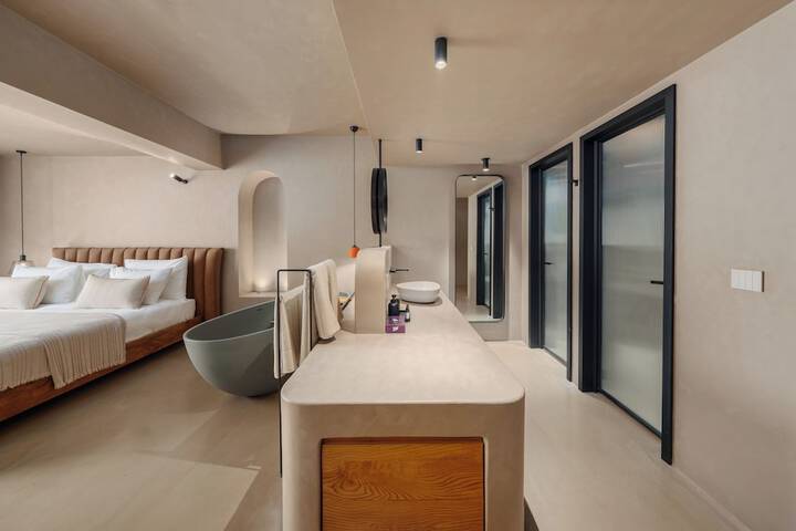 Room 49 of 76