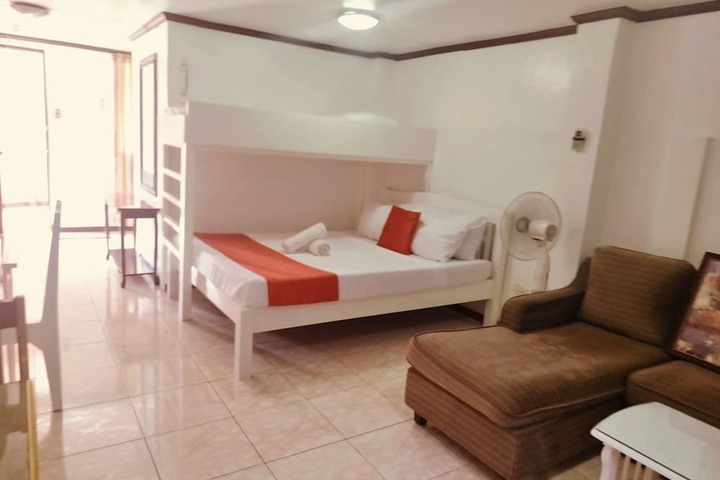 Room 48 of 141