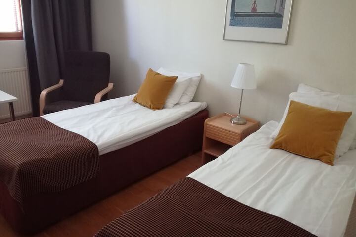 Room 3 of 41
