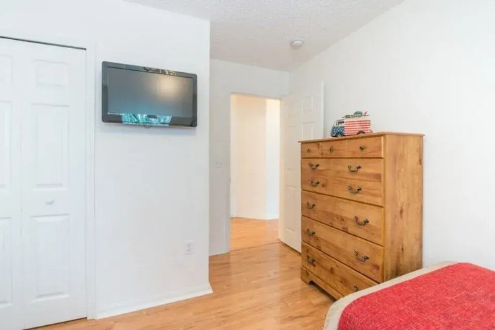 Room 3 of 22