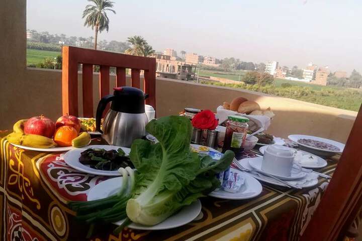 Breakfast/Coffee Service 111 of 218