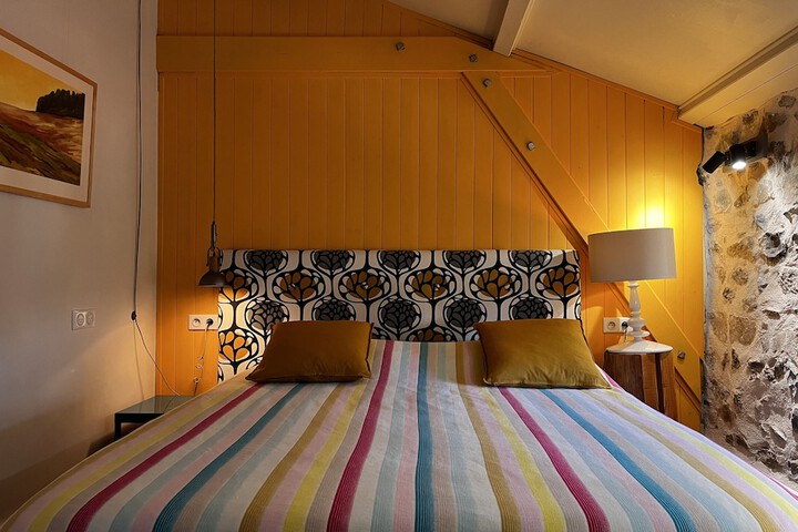 Room 3 of 56