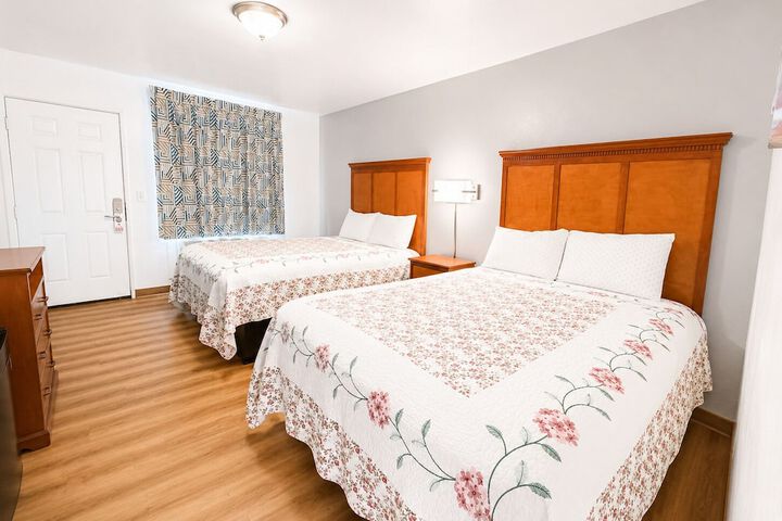 Room 13 of 65