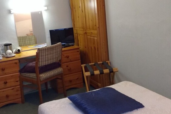 Room 10 of 45