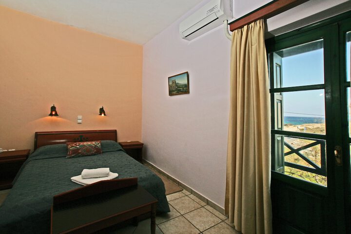Room 7 of 38