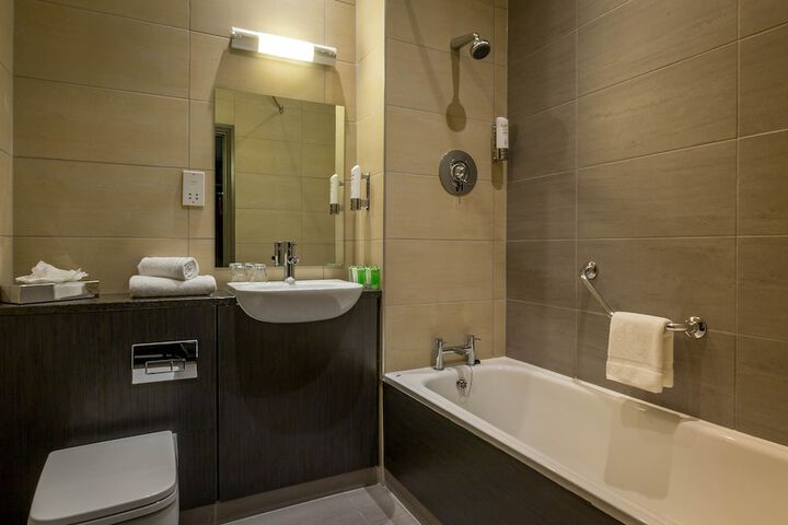 Clean Restrooms