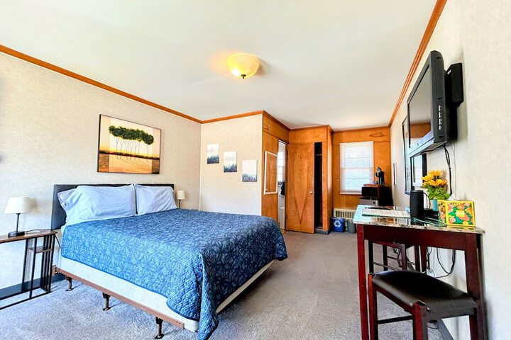 Room 25 of 54