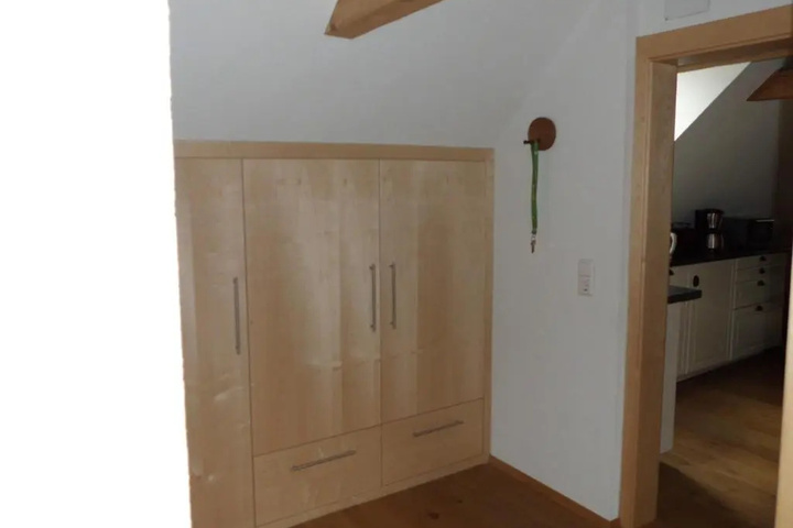 Room 2 of 2