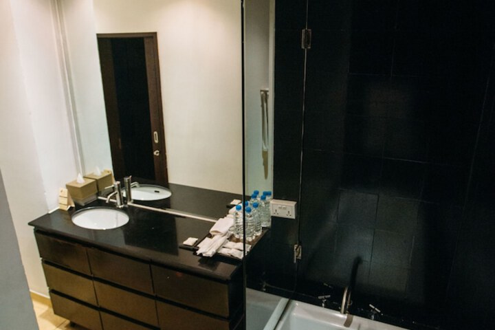 Room 26 of 35