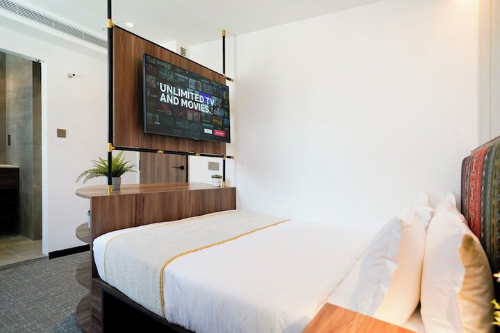 Room 41 of 61