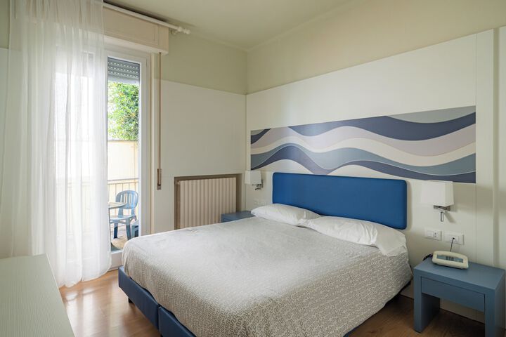 Room 47 of 241