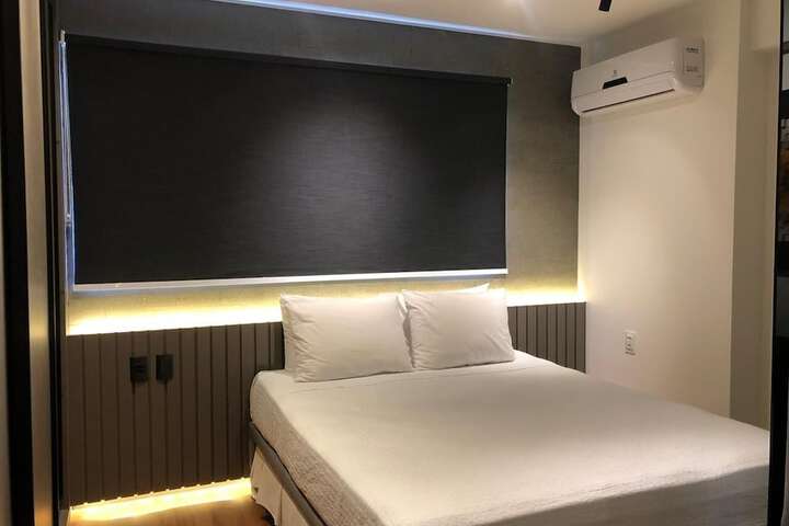 Room 33 of 217