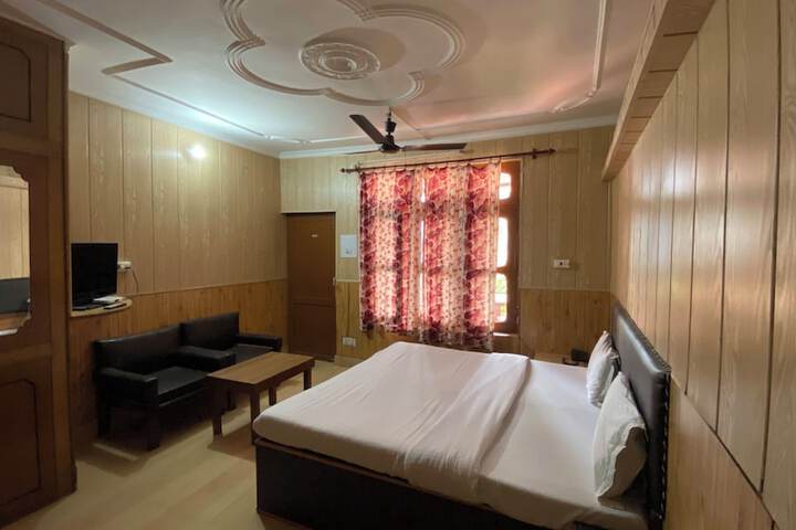 Room 19 of 57