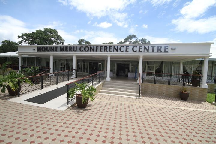 Business Center 63 of 89