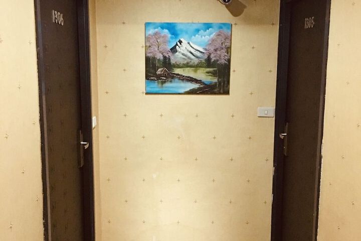 Ballroom/Hall 42 of 43