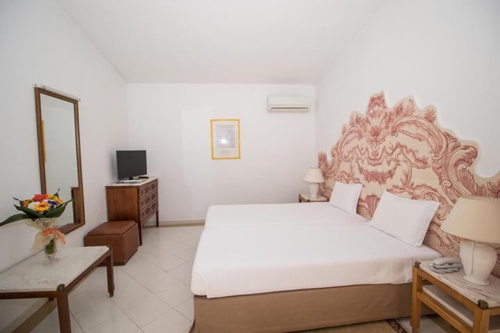 Room 20 of 75