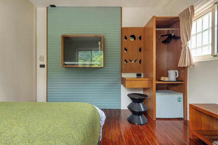 Room 58 of 137
