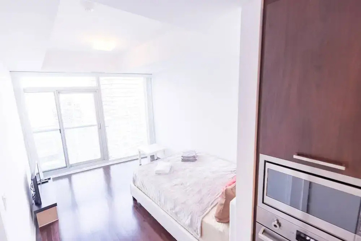 Room 5 of 21