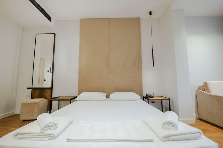 Room 18 of 52