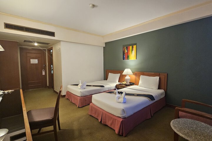 Room 53 of 92