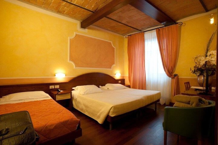 Room 5 of 54