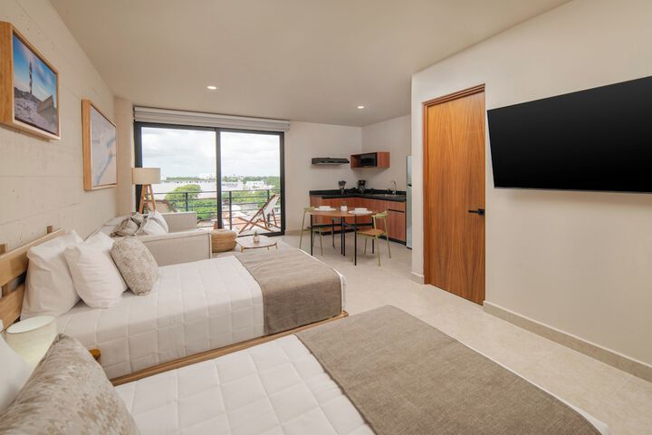 Room 8 of 53