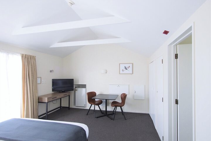 Room 8 of 54