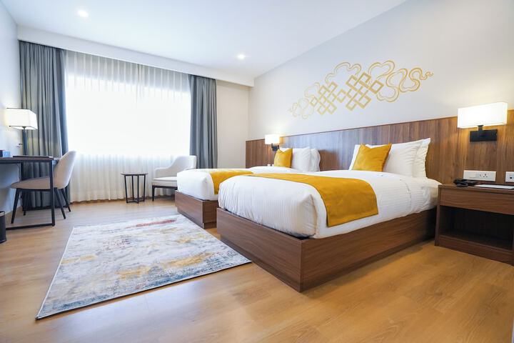 Room 4 of 13