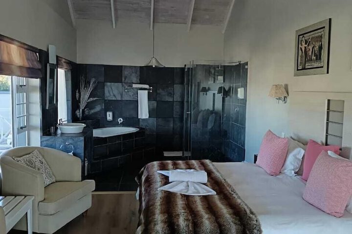 Room 15 of 86
