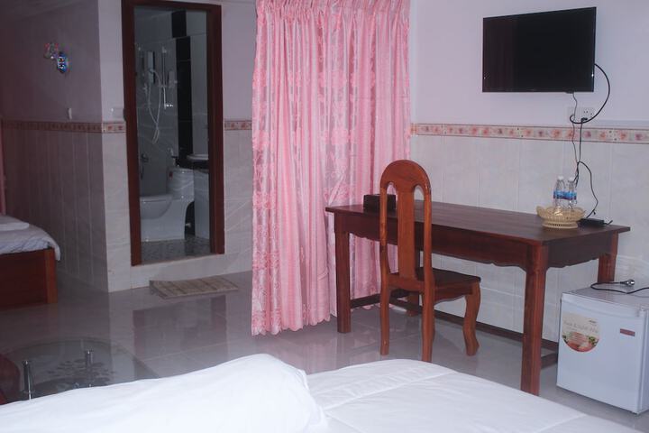 Room 21 of 36