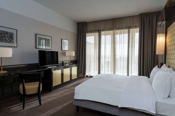 Room 21 of 138