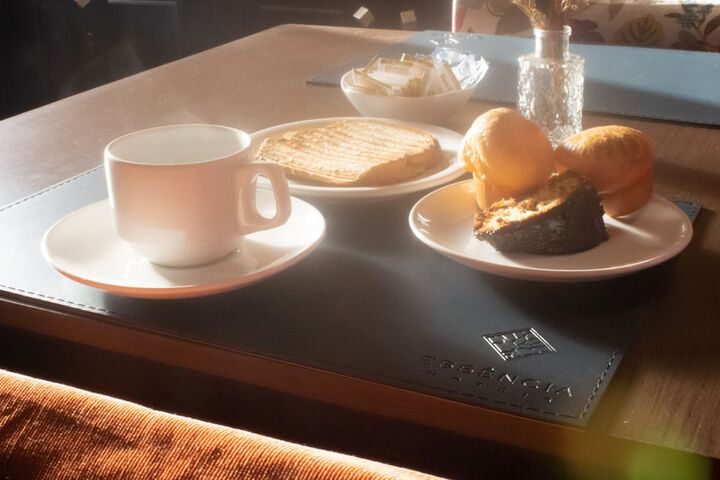 Breakfast/Coffee Service 35 of 47