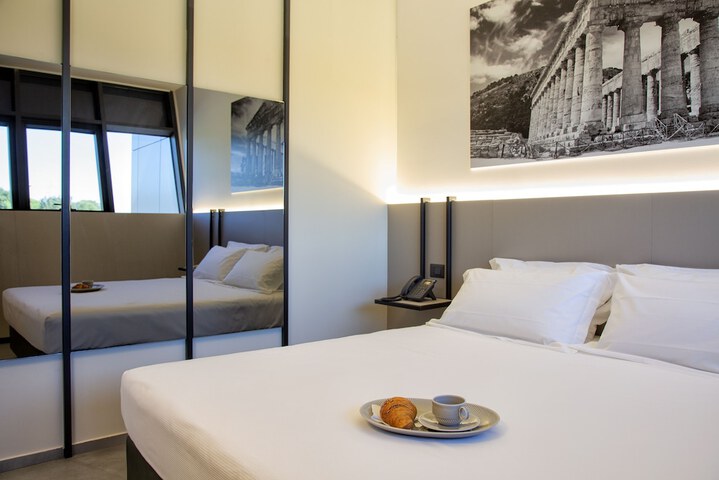 Room 35 of 123