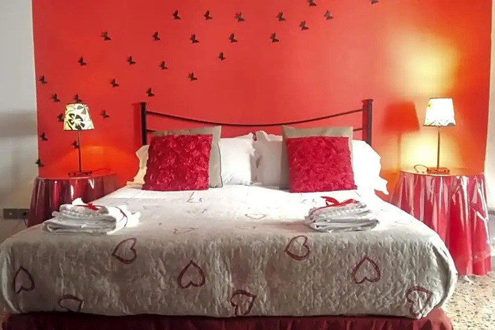 Room 3 of 5