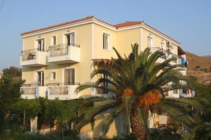 Hotel 3 of 3