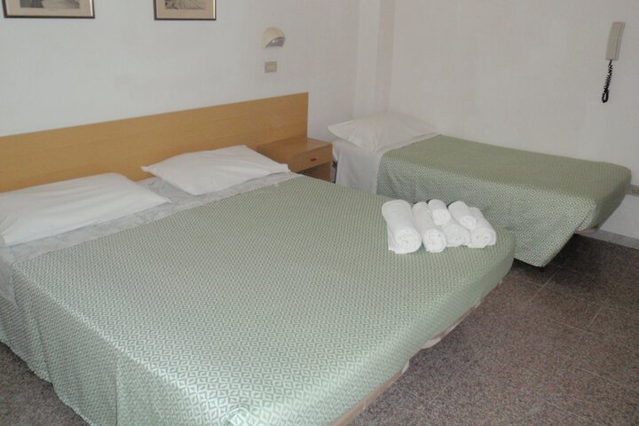 Room 12 of 57