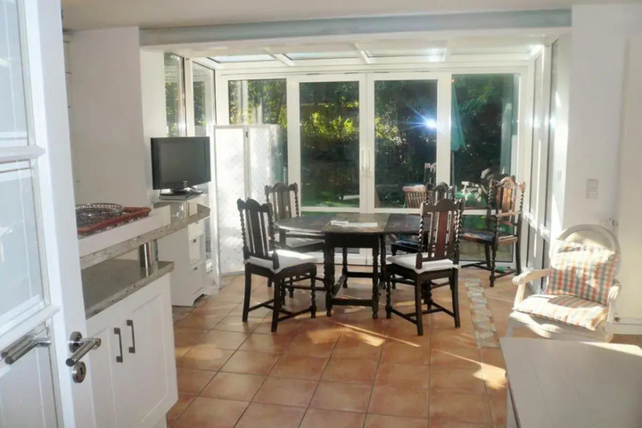 Terrace/Patio 4 of 10