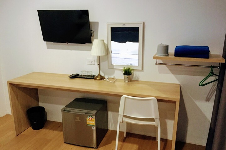 Room 16 of 27