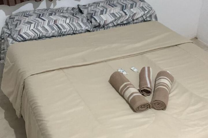 Room 2 of 25