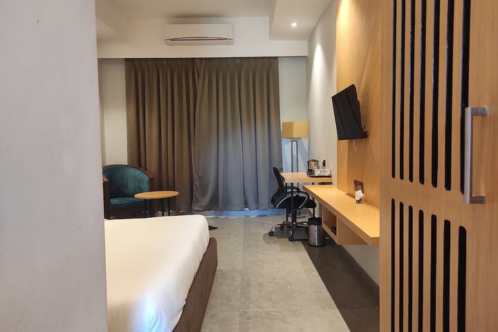 Room 20 of 66