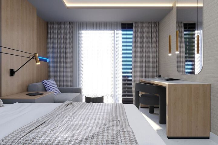 Room 5 of 20