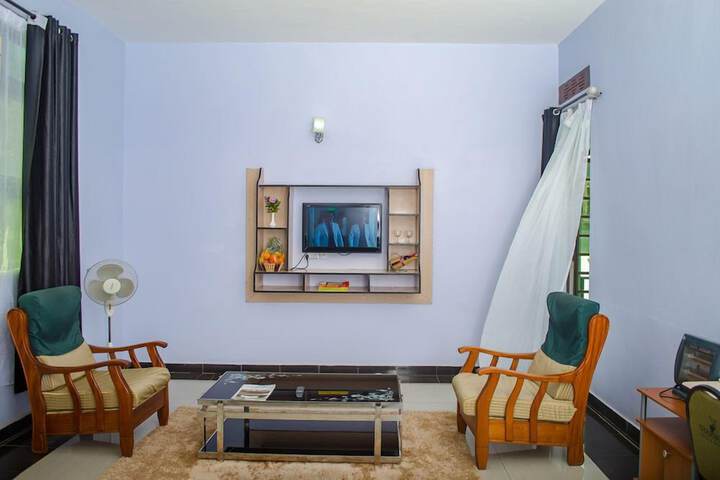 Room 9 of 17