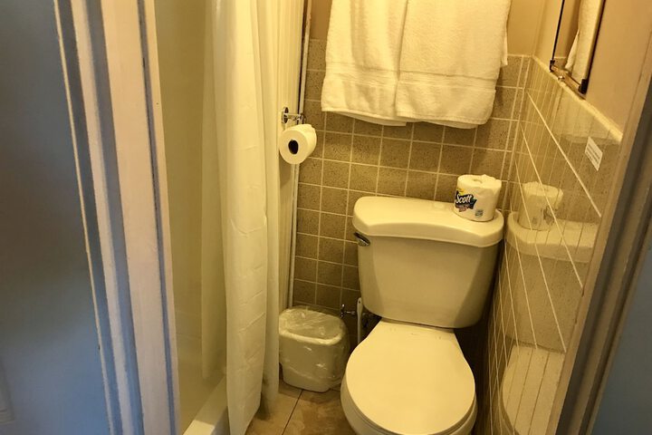Room 46 of 61