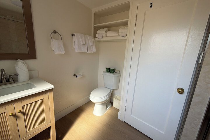 Room 84 of 120