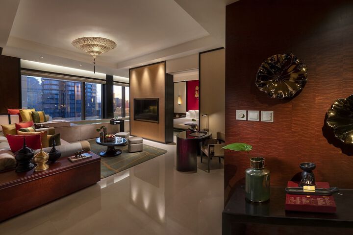 Room 15 of 43