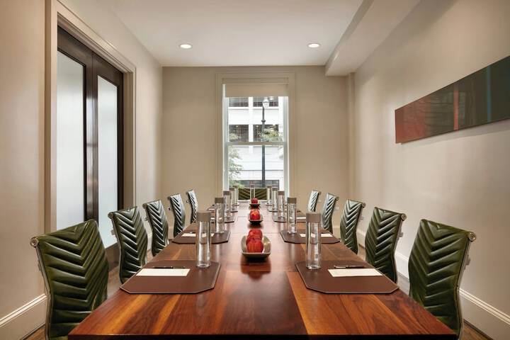 Meeting facility