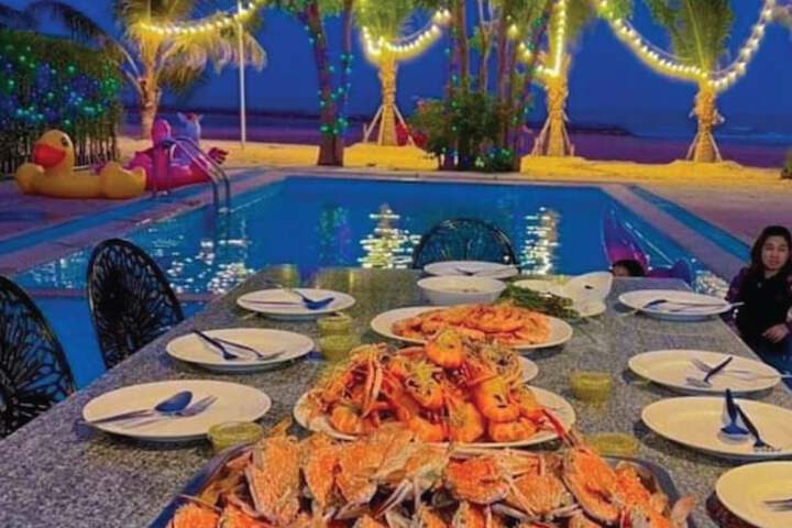 Dining 164 of 177