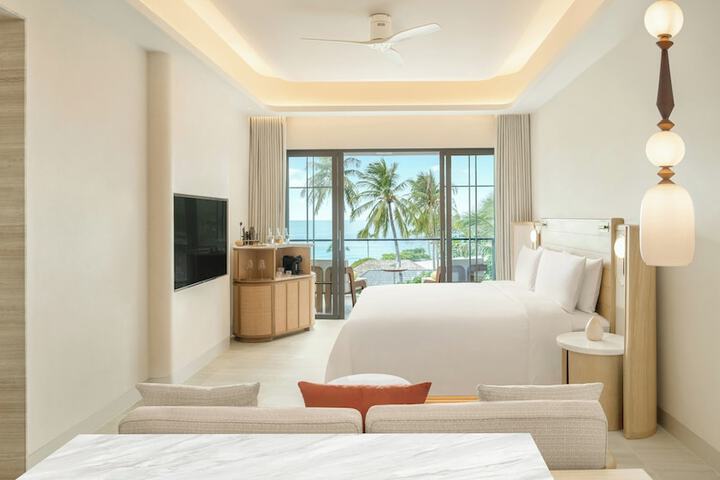 Room 35 of 159