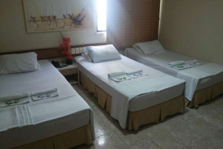 Room 6 of 26