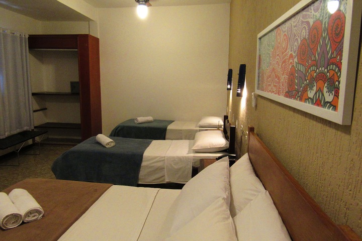 Room 5 of 71